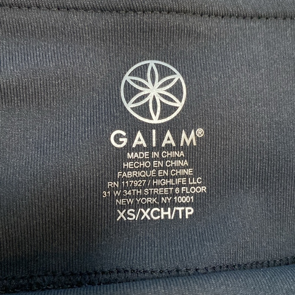 GAIAM 7/8 Leggings. Size XS - Picture 3 of 8
